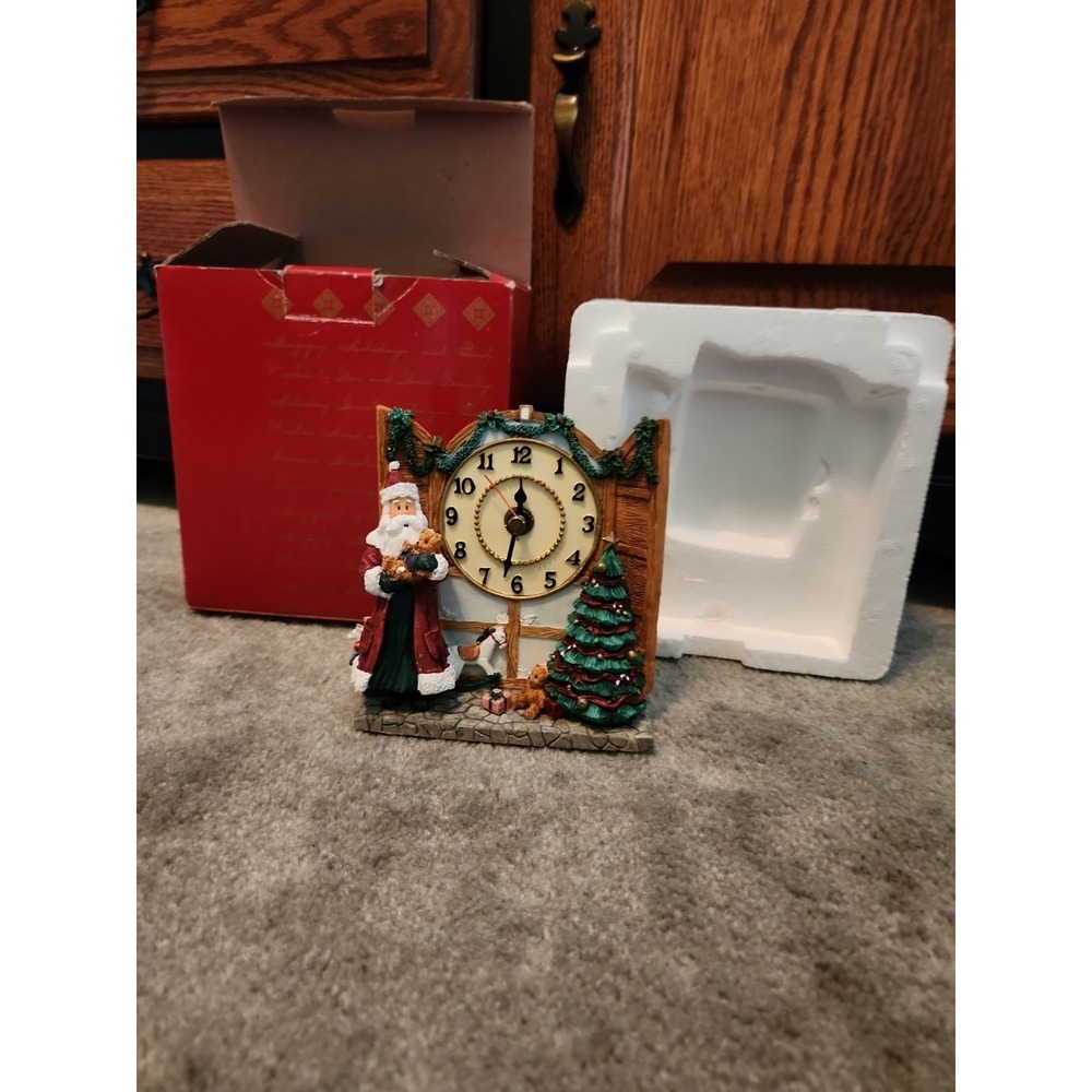 Santa Christmas tree Holiday Christmas Clock 1997 PWP Clocks